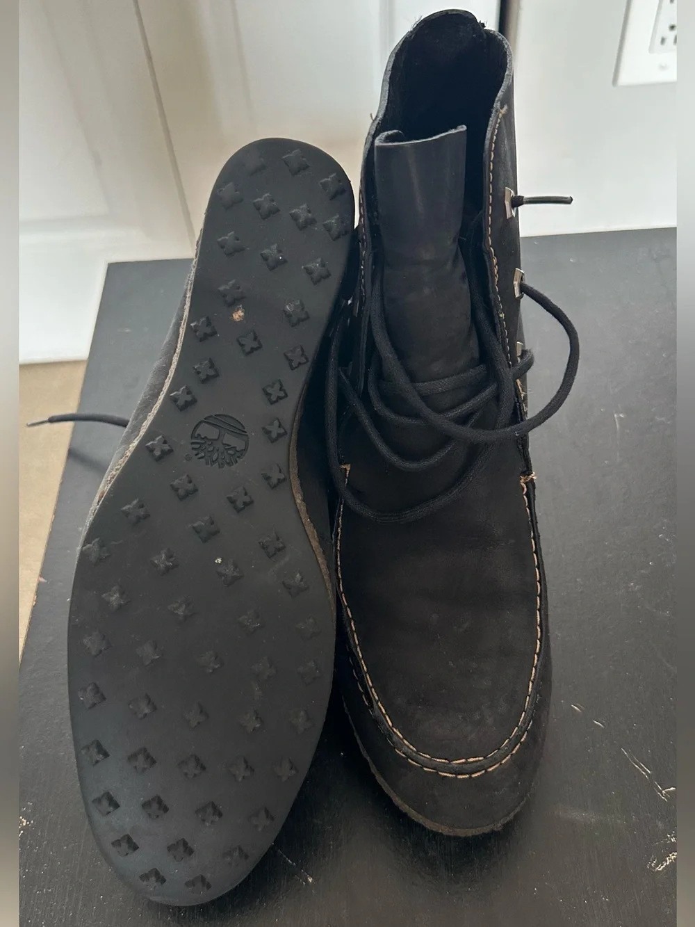 Timberland - Black leather wedge ankle booties - Size 10M